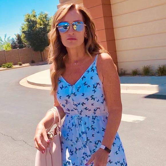 Meet your Posher, Deanna - Picture 3 of 3